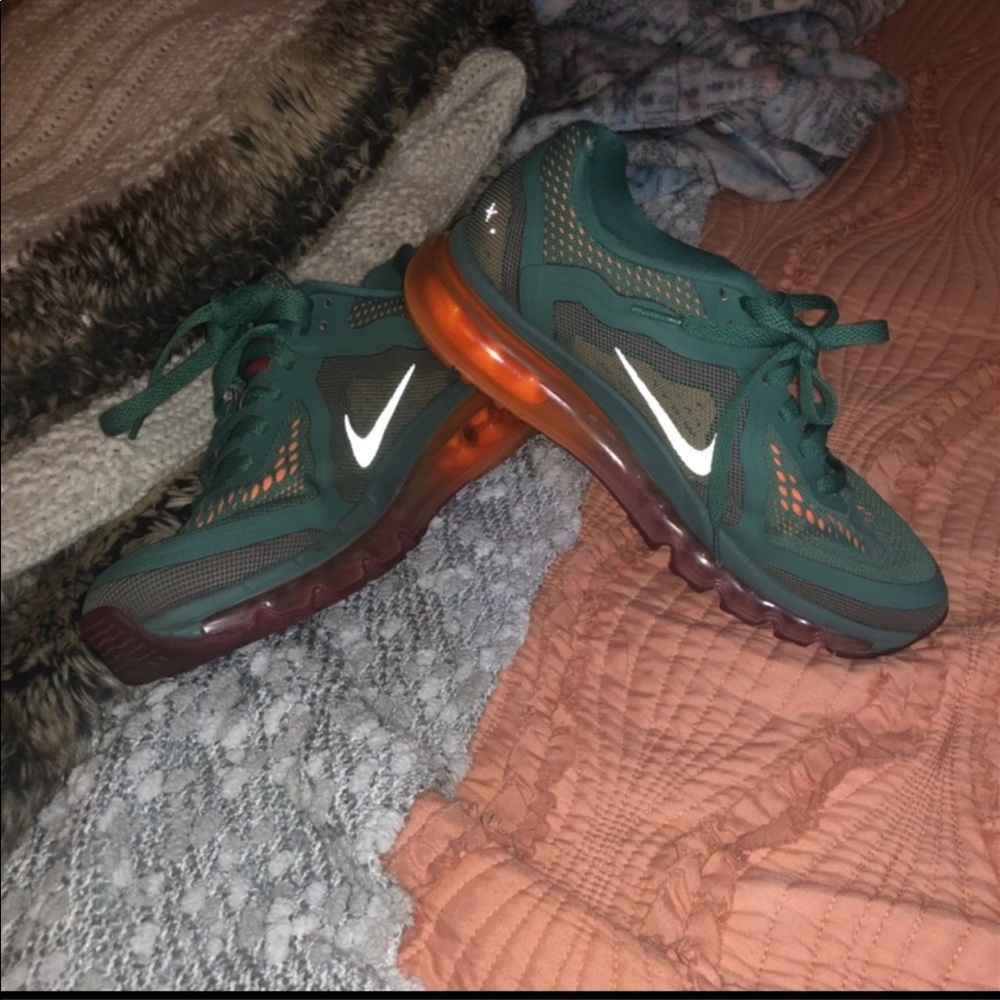 women nike air max size 7.5